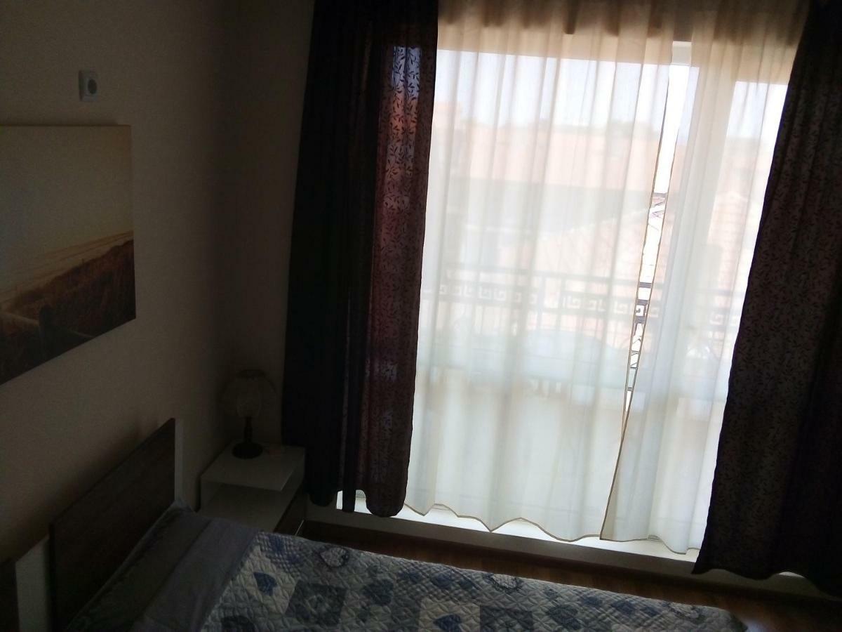Emona Apartment Burgas Екстер'єр фото